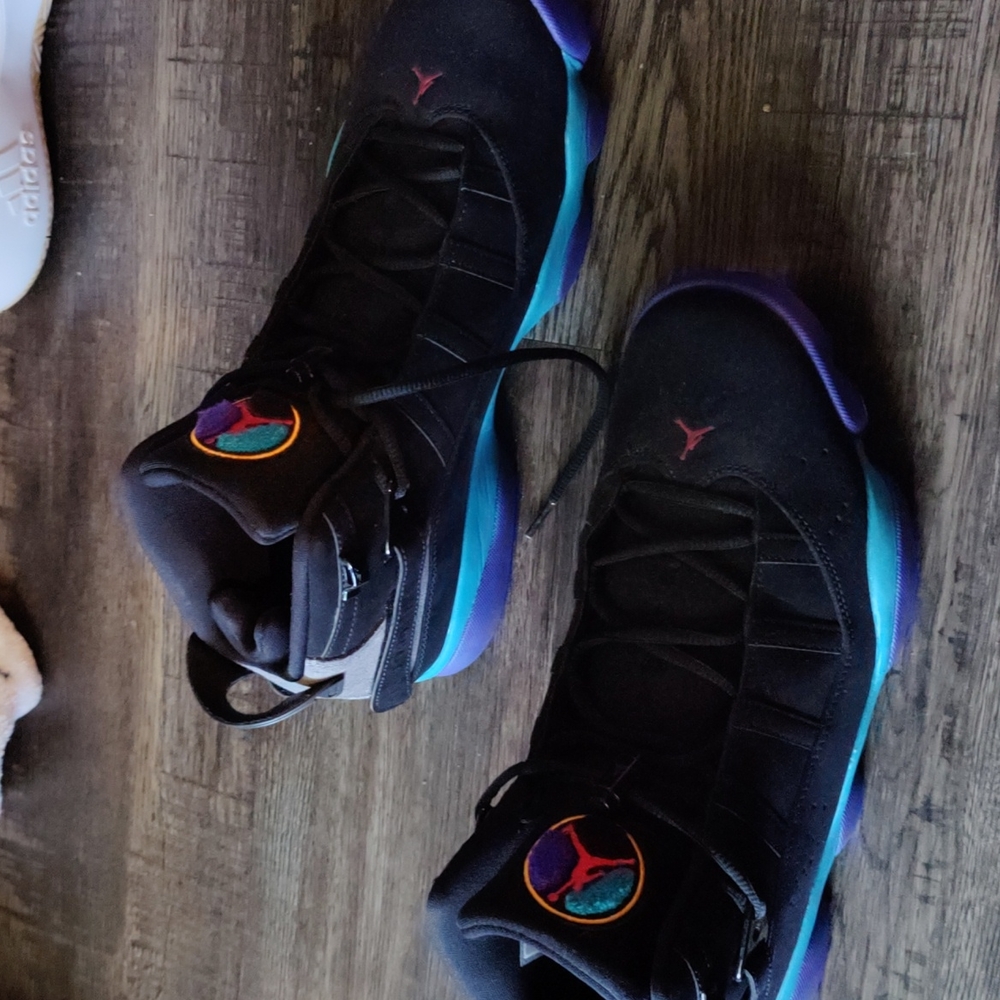 Jordan's 6 Ring Aqua